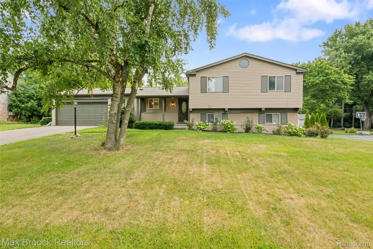 2615 Douglas Drive, Bloomfield, MI 48304 - #1