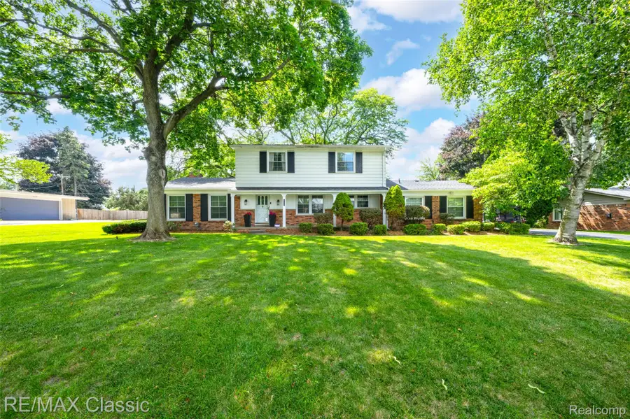 6638 Woodbank Drive, Bloomfield, MI 48301 - #3