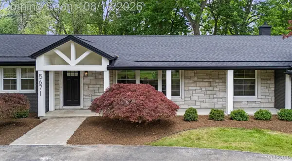 5671 Shadow Lane, BloomfieldHills, MI 48302