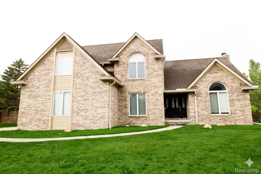 6485 Hickory Hollow Court, Flint, MI 48532 - #2