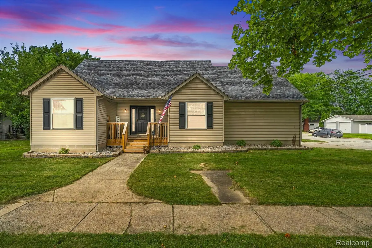 26312 Ypsilanti Street, Flat Rock, MI 48134 - #1