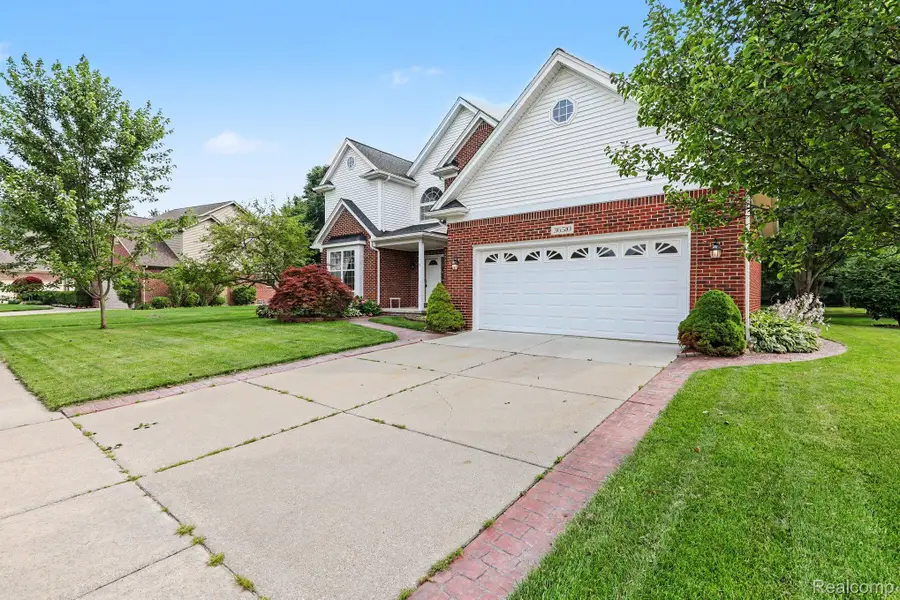36510 Orchard Lake Drive, New Baltimore, MI 48047 - #3