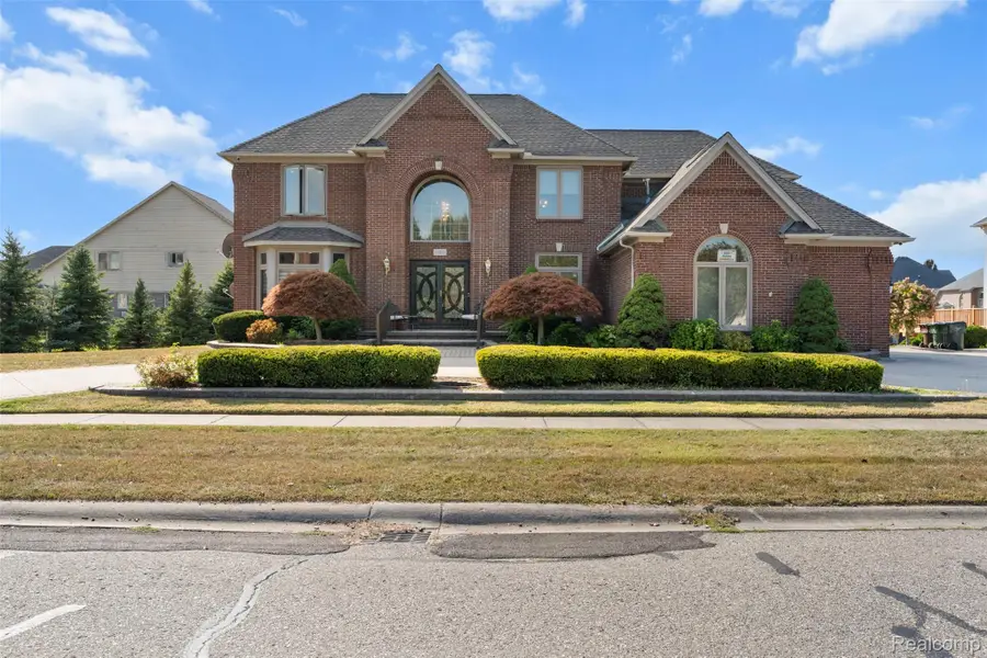 49501 Sandra Drive, Shelby, MI 48315 - #2