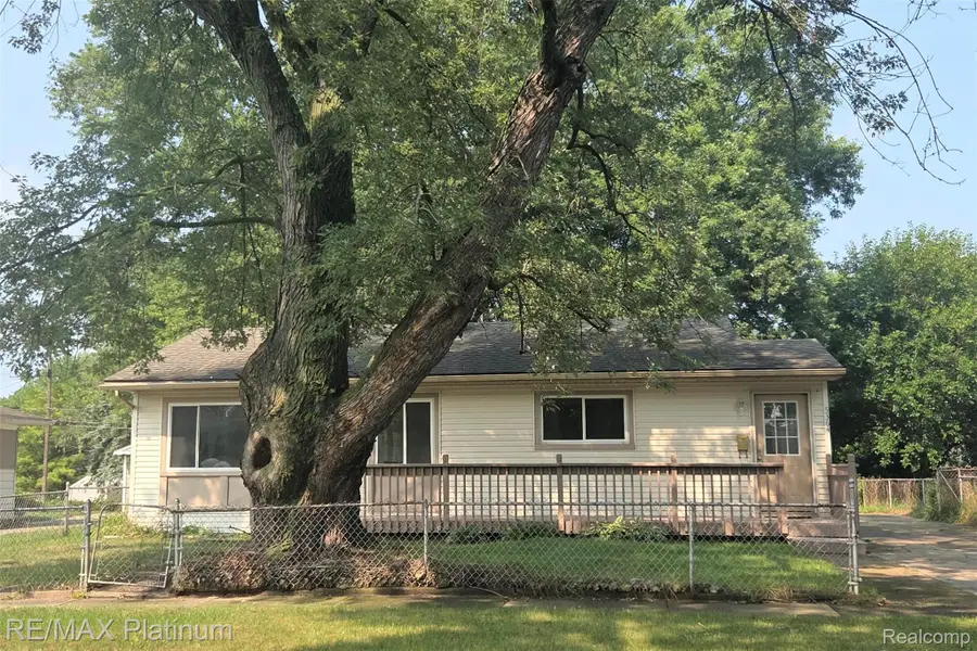 5364 Ethel Street, Brighton, MI 48116 - #2