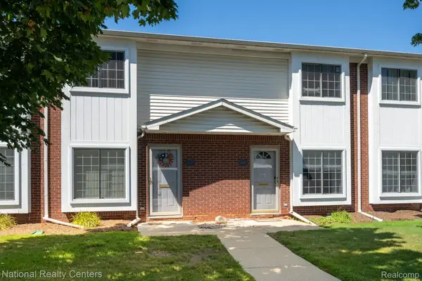 4949 Crooks Road, RoyalOak, MI 48073