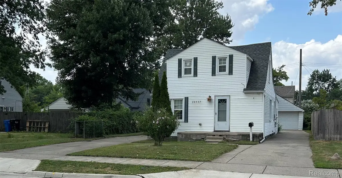 26537 Palmer Boulevard, Madison Heights, MI 48071 - #1