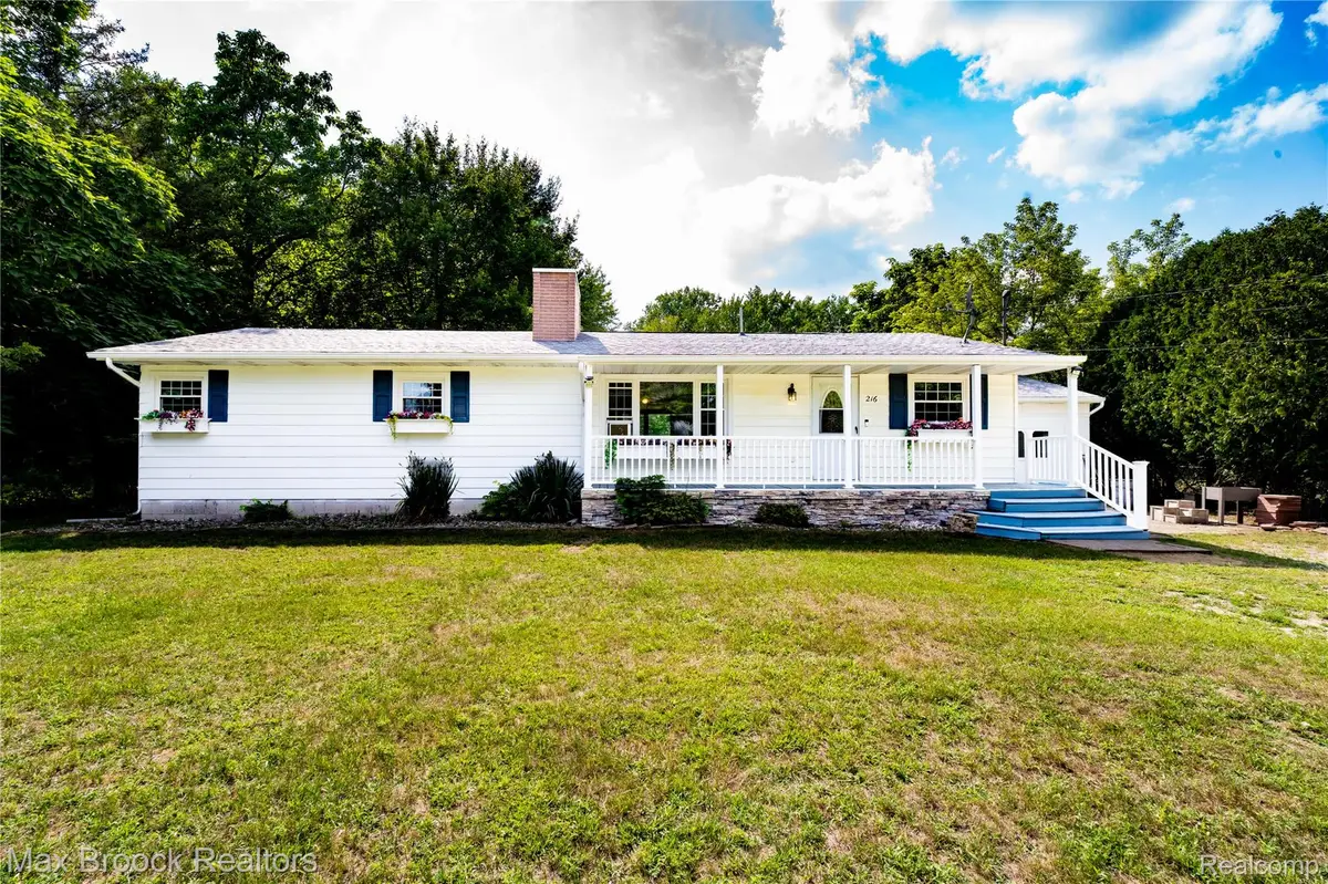 216 Crawford Drive, Merrill, MI 48637 - #1