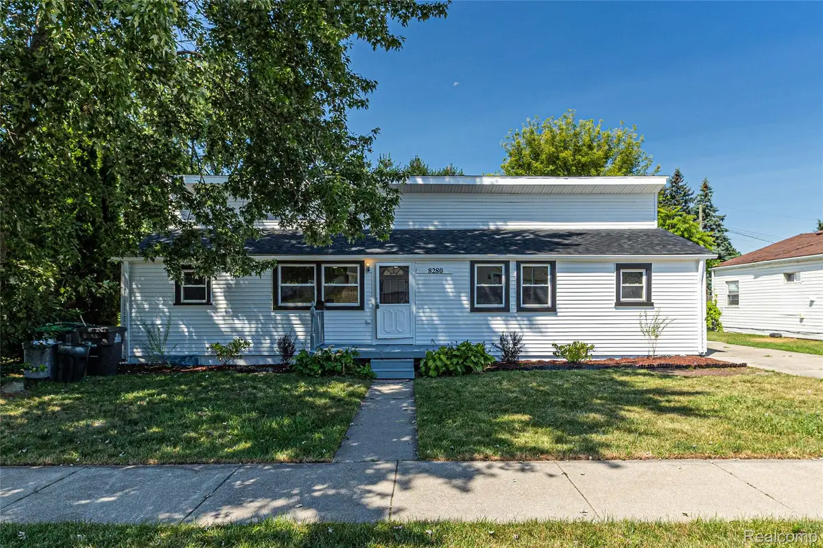 8280 Pine Street, Taylor, MI 48180 - #1