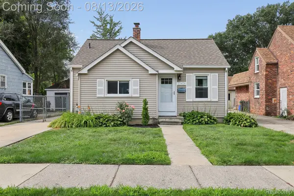 22426 Doremus Street, StClairShores, MI 48080