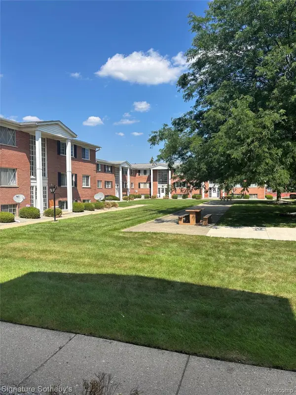 8171 Denwood Drive #K-3, SterlingHeights, MI 48312