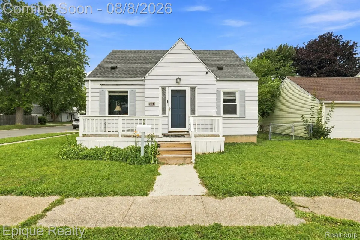 304 16th Street, Port Huron, MI 48060 - #1