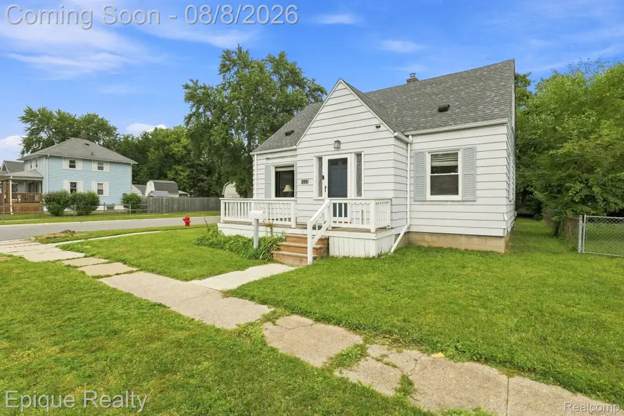 304 16th Street, Port Huron, MI 48060 - #3