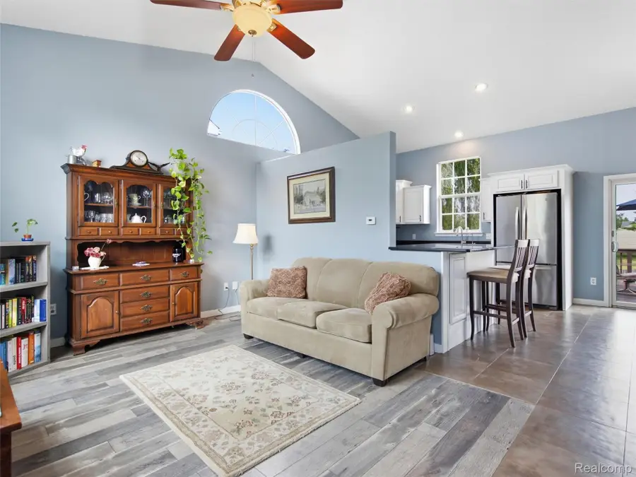 322 Princeton Drive, South Lyon, MI 48178 - #3