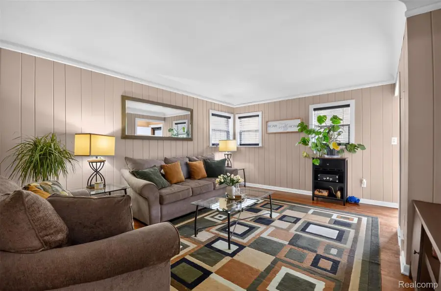 24061 Rensselaer Street, Oak Park, MI 48237 - #3
