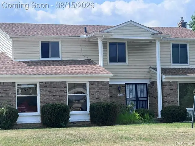 28665 Hallcroft Court, Southfield, MI 48034 - #2