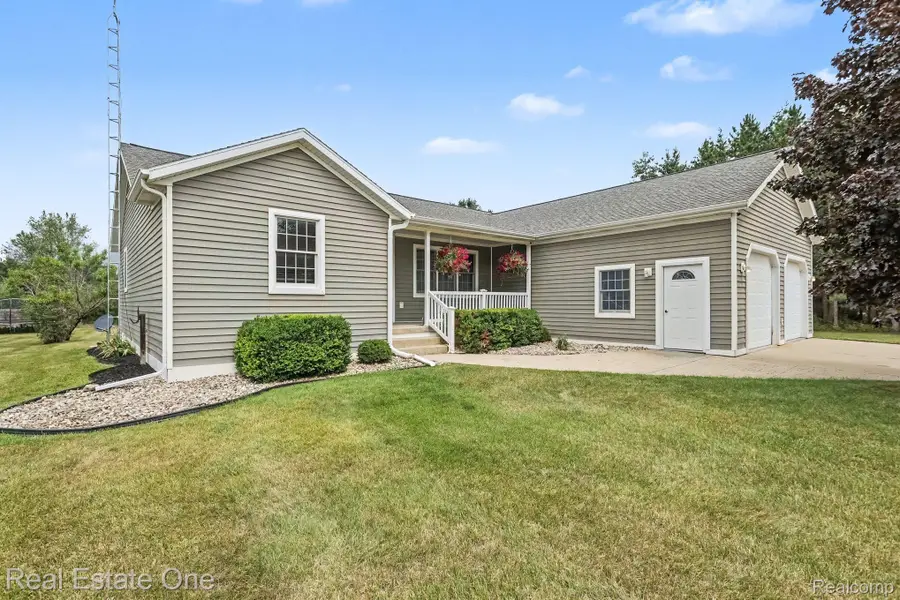 3690 Densmore Road, Caro, MI 48723 - #2