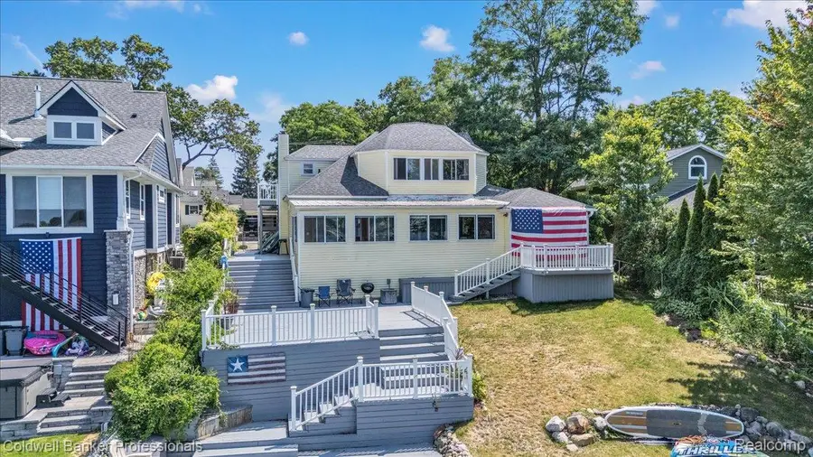 16 S North Shore Drive, Lake Orion, MI 48362 - #2
