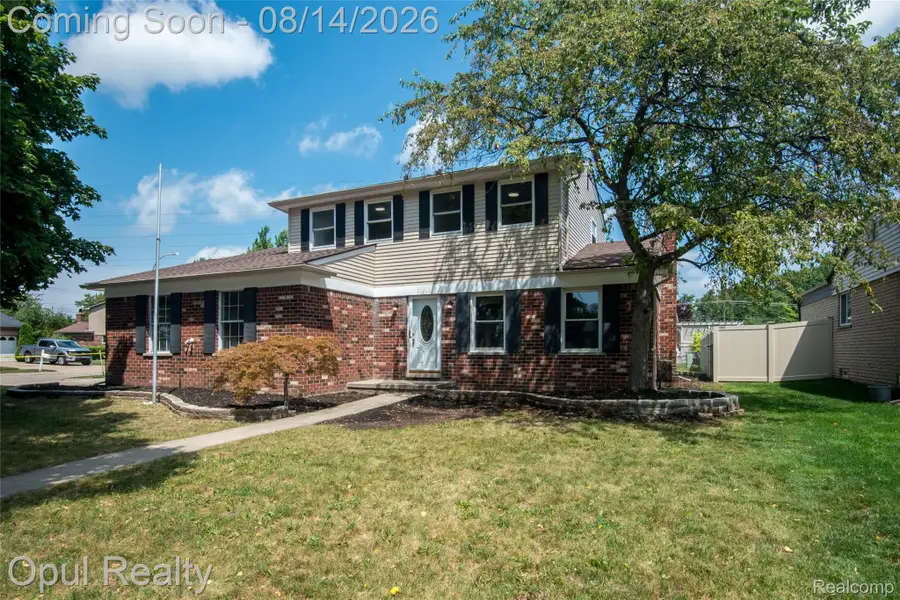 22162 Provincial Street, Woodhaven, MI 48183 - #2