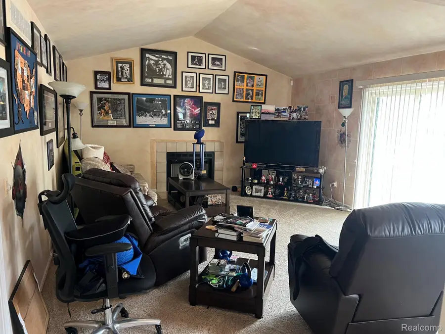 14894 Santa Anita Avenue, Livonia, MI 48154 - #3