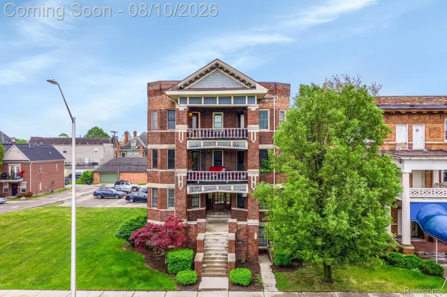 242 E Palmer Street #4, Detroit, MI 48202 - #2