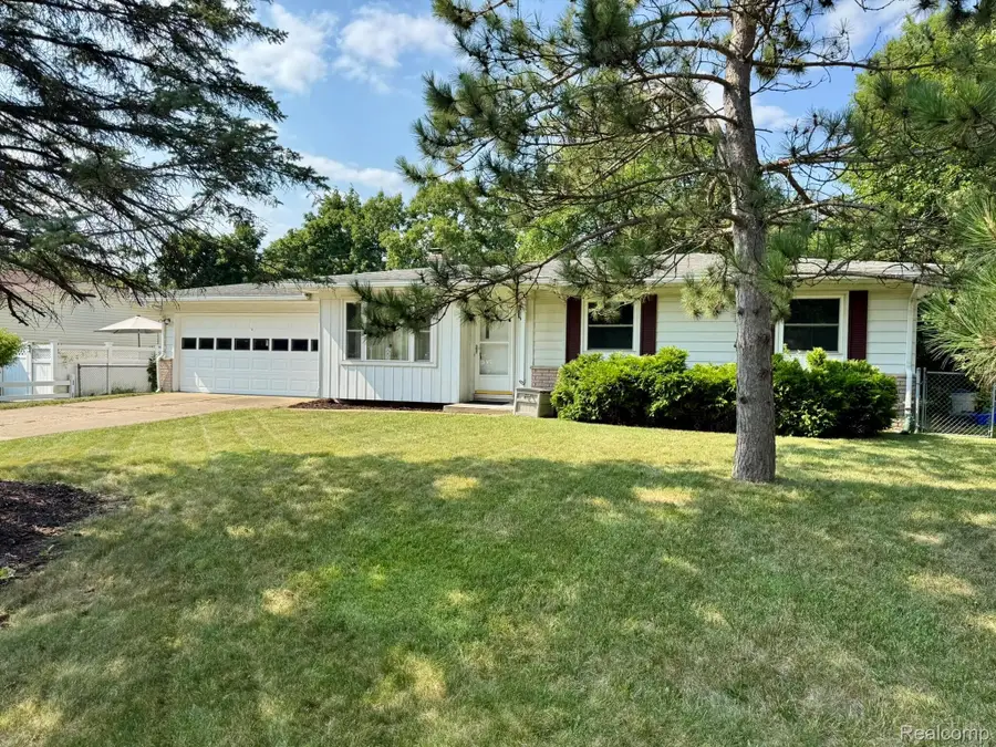 4176 Pomeroy Avenue, Waterford, MI 48329 - #2