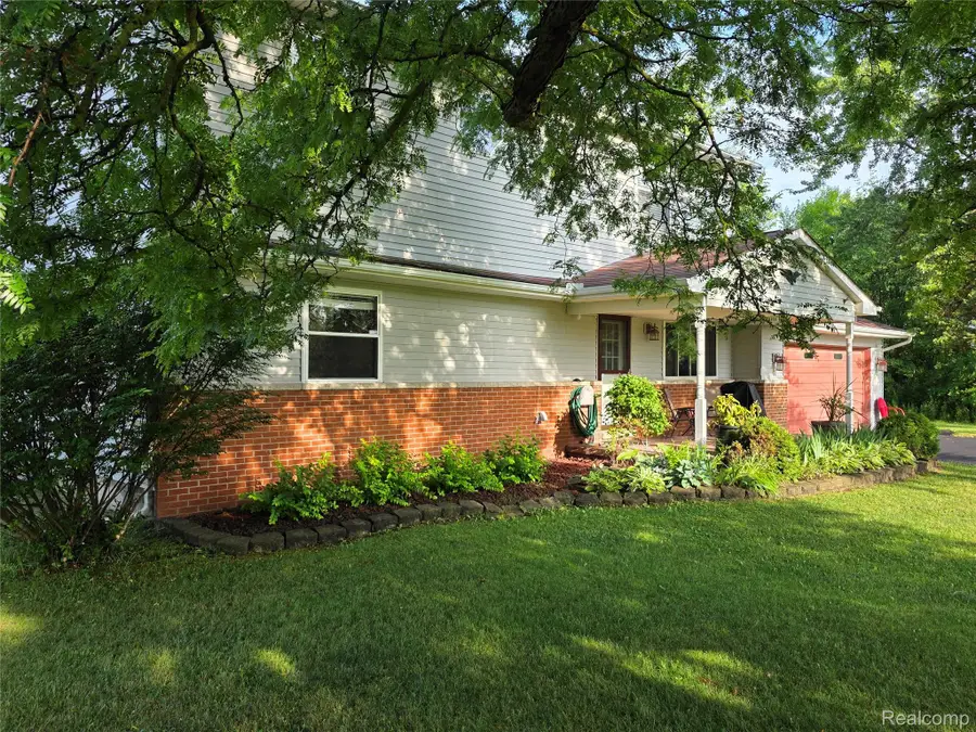 60885 Indian Trail, Ray, MI 48096 - #3