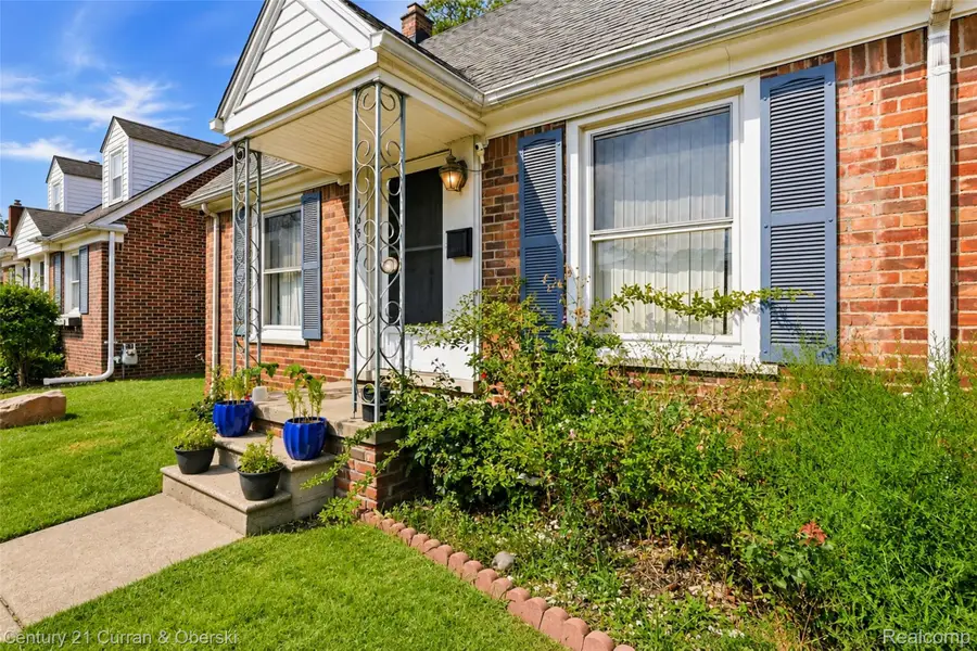 1651 Nightingale Street, Dearborn, MI 48128 - #2