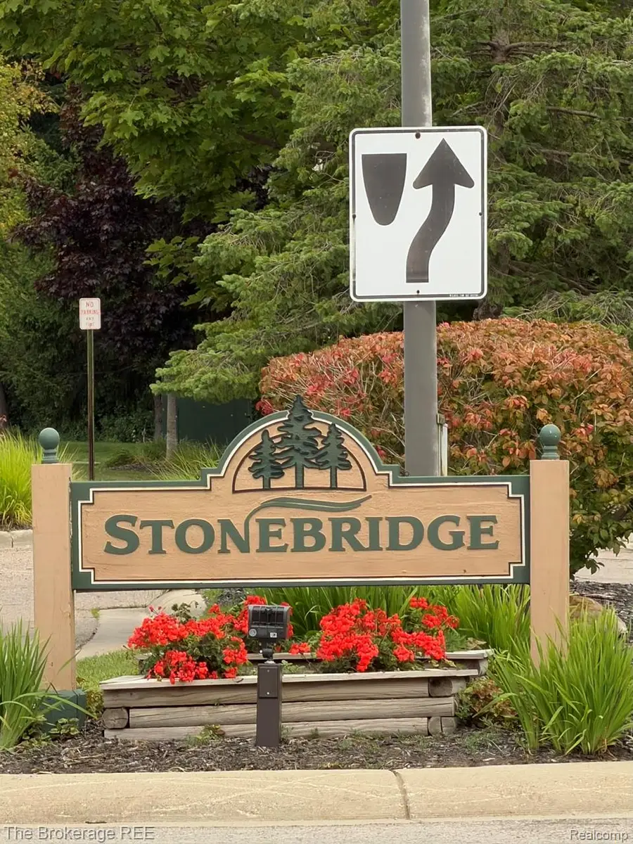 4126 Stonebridge, Holly, MI 48442 - #2