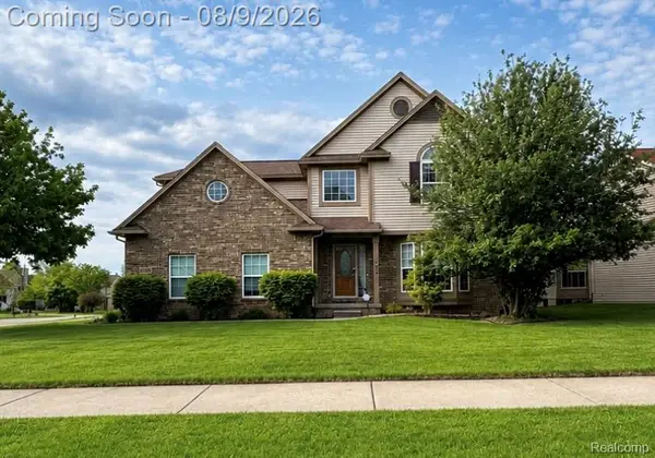8366 Sherwood Drive, GrandBlanc, MI 48439