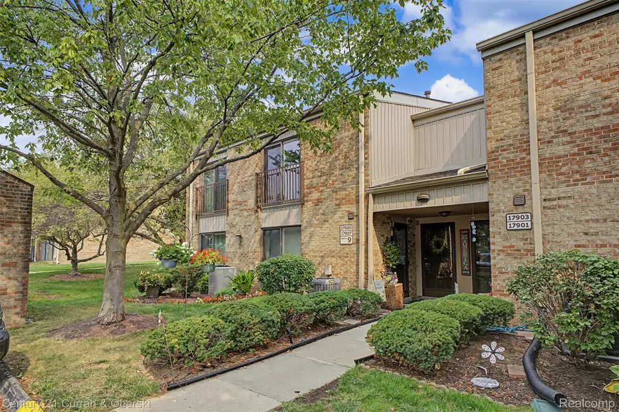 17905 University Park Drive #99, Livonia, MI 48152 - #3