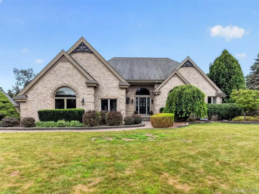 56769 Mckenzi Lane, Lyon, MI 48178 - #2