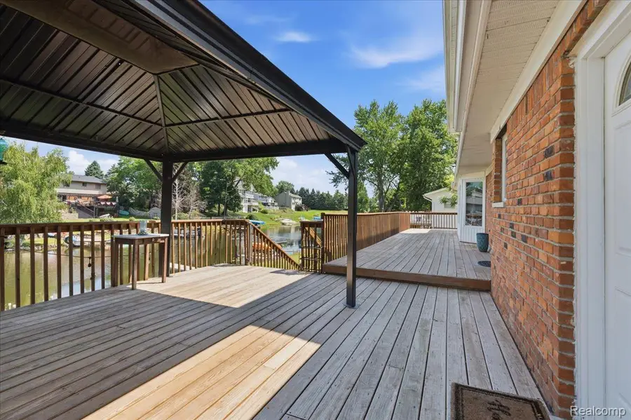 1888 Squaw Lagoon Drive, Oxford, MI 48371 - #3