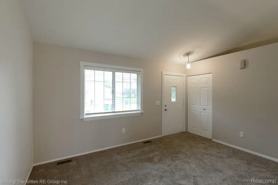 16222 Hillsbriar Drive, Romulus, MI 48174 - #3