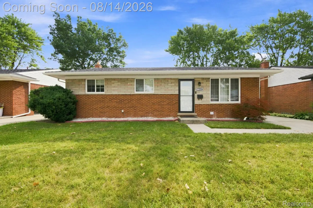 31546 Northwood Drive, Fraser, MI 48026 - #1