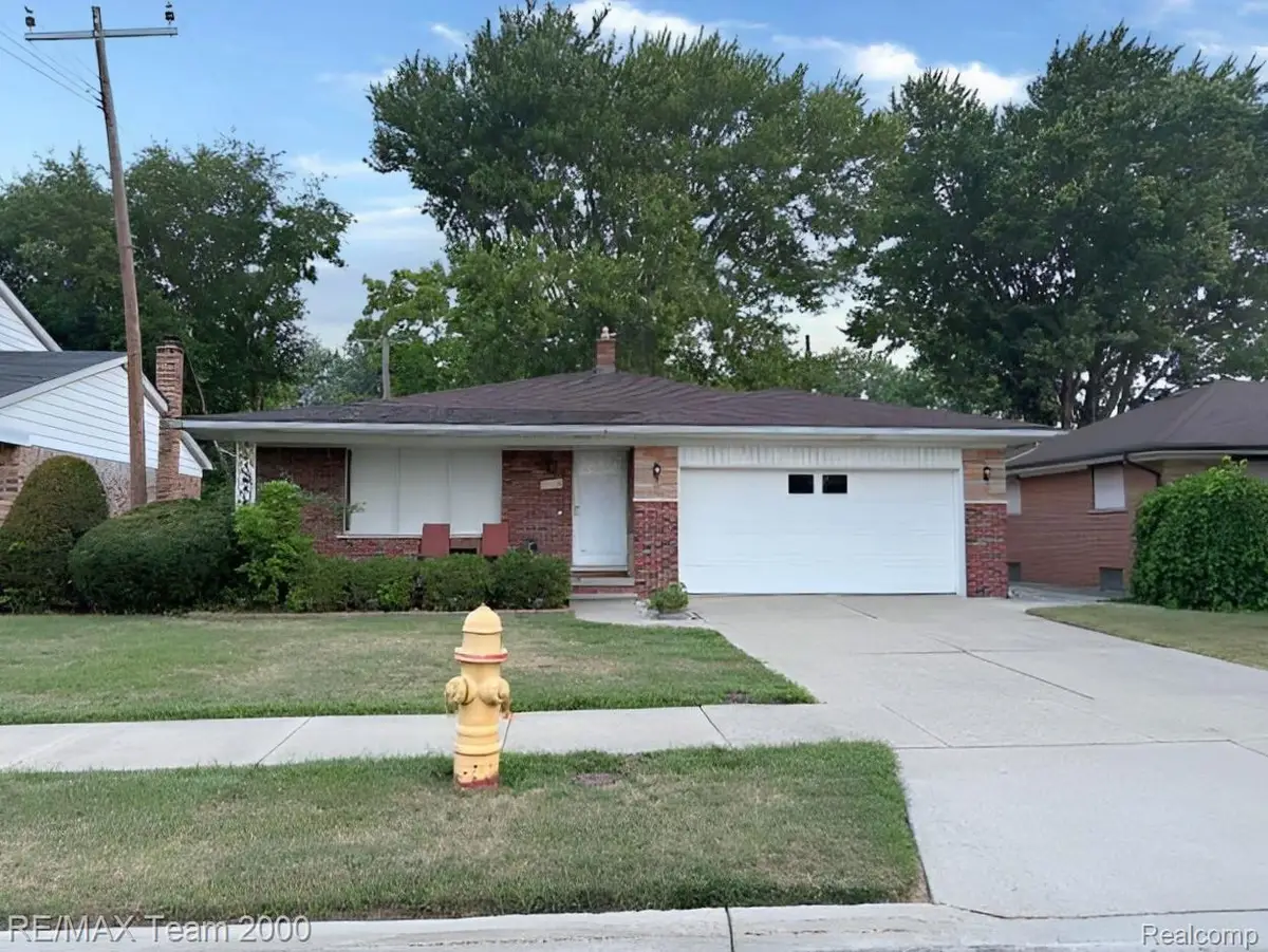 21751 Raven Avenue, Eastpointe, MI 48021 - #1