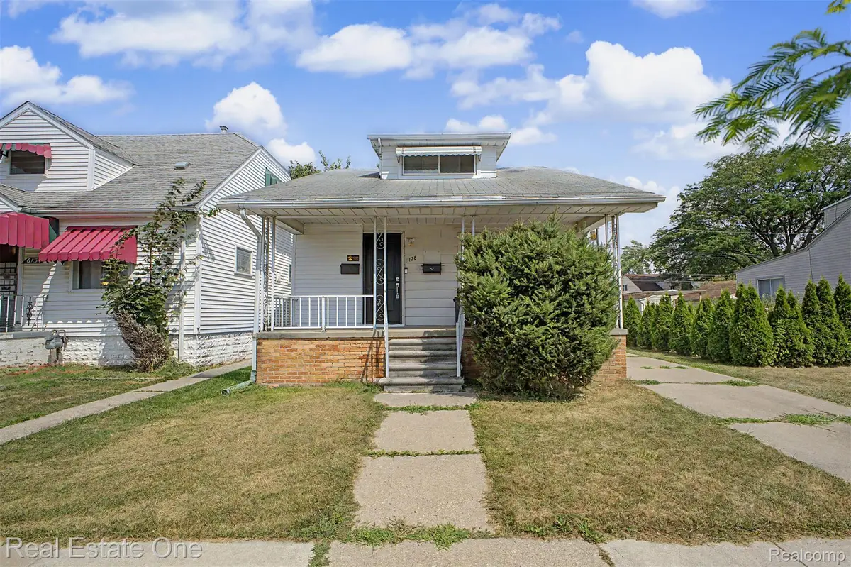 6128 Yinger Avenue, Dearborn, MI 48126 - #1