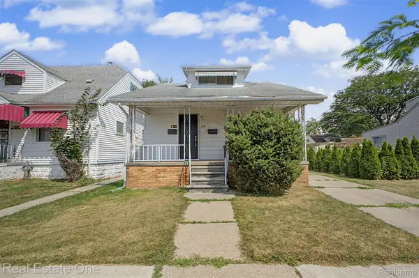 6128 Yinger Avenue, Dearborn, MI 48126