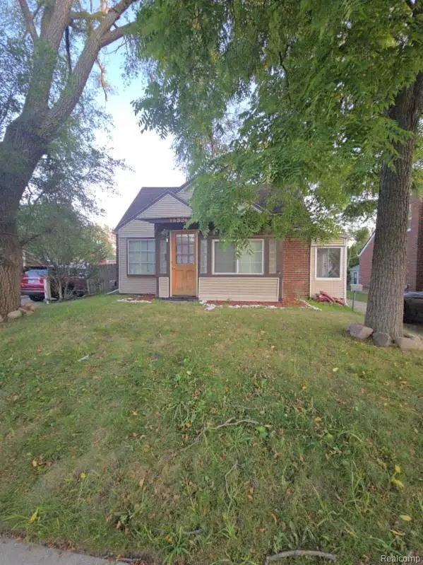 16326 Toepfer Drive, Eastpointe, MI 48021 - #2