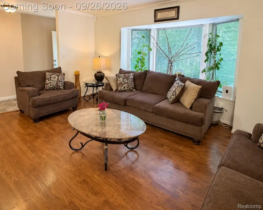 25263 Muerland Road, Southfield, MI 48033 - #3