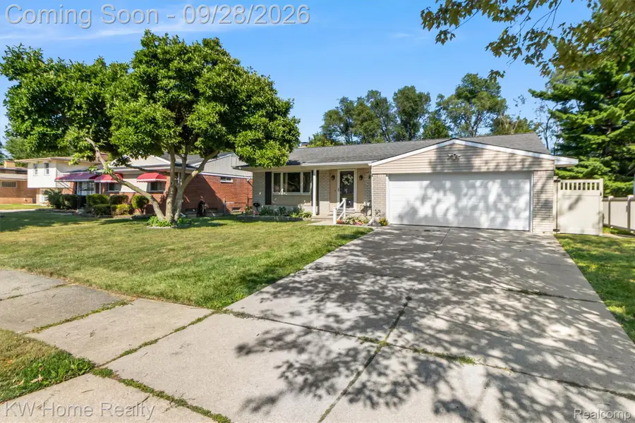 28445 Weddel Avenue, Brownstown, MI 48183 - #3
