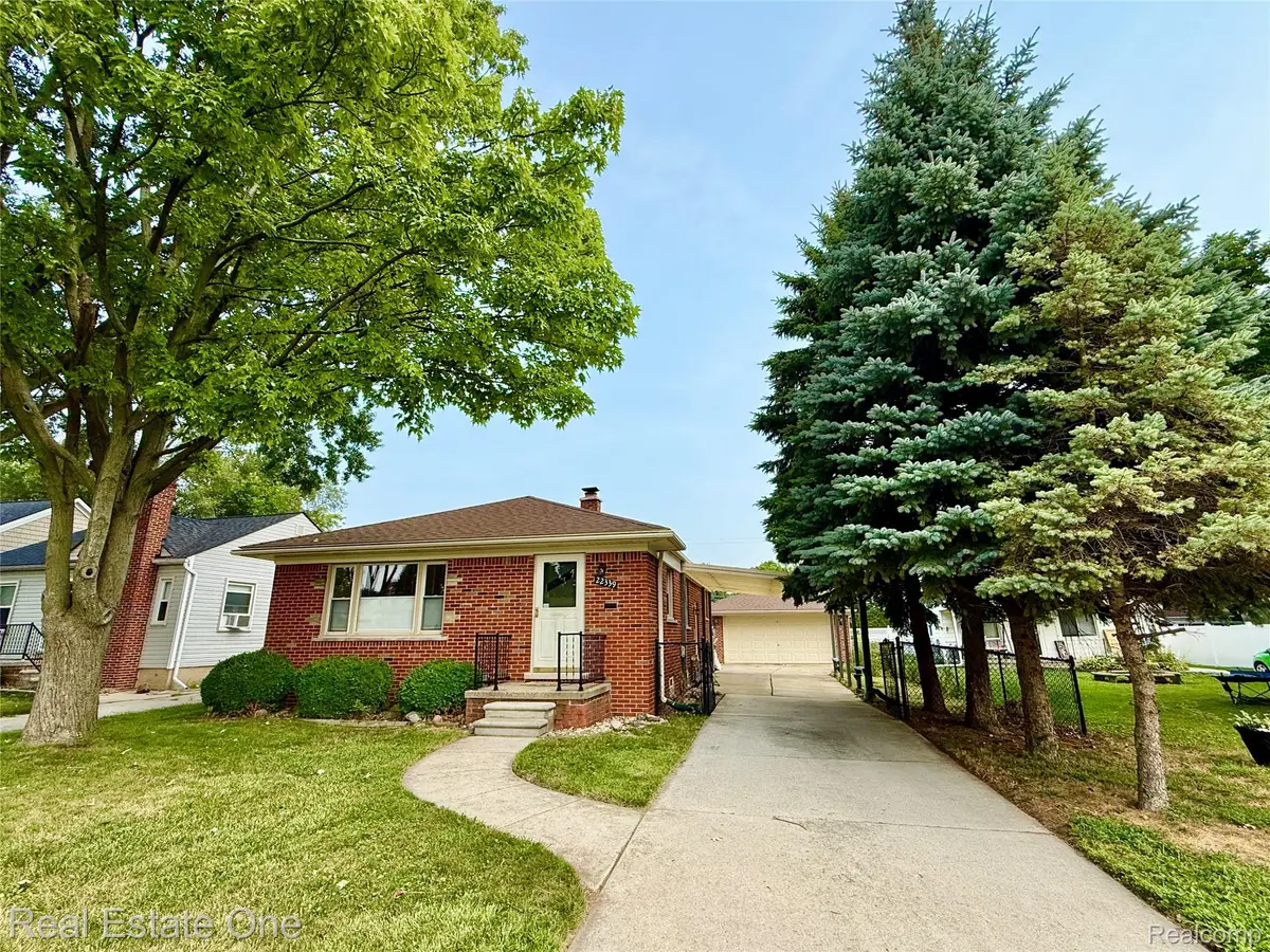 22339 Lanse Street, Saint Clair Shores, MI 48081 - #1