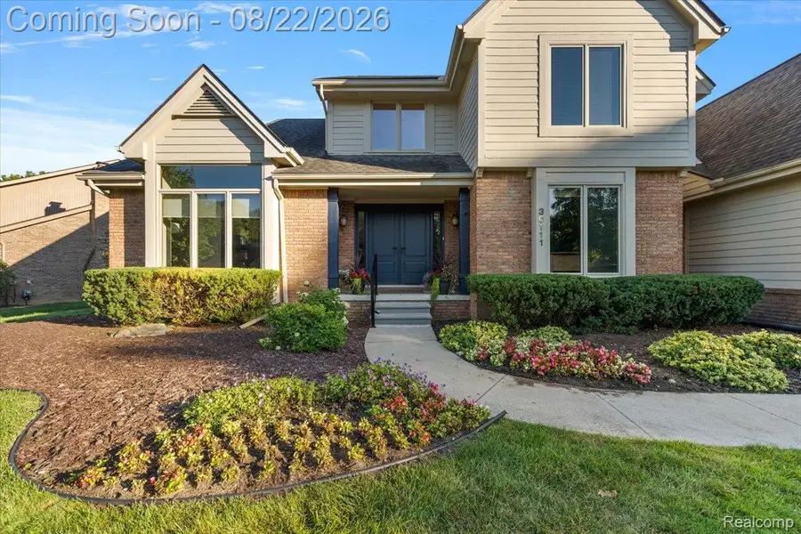 30111 White Hall Drive, Farmington Hills, MI 48331 - #3