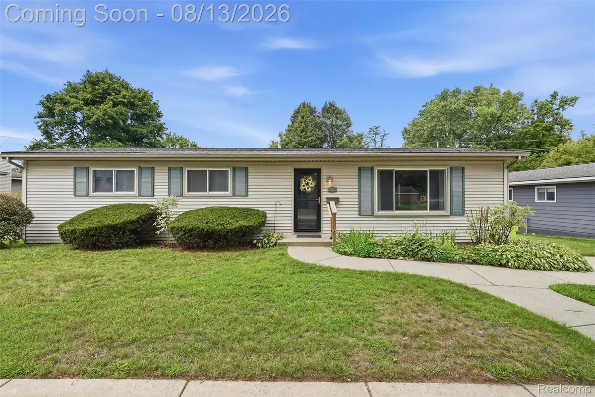 1217 E Commerce Street, Milford, MI 48381 - #1