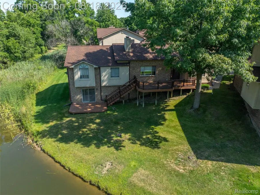 7521 Hickory Hill Drive, West Bloomfield, MI 48322 - #3