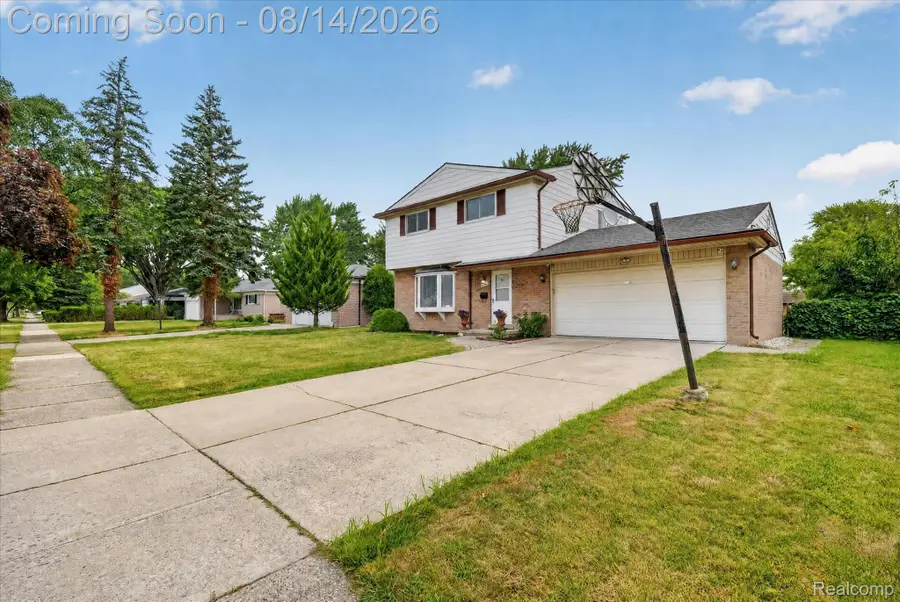 33124 Breckenridge Drive, Sterling Heights, MI 48310 - #3