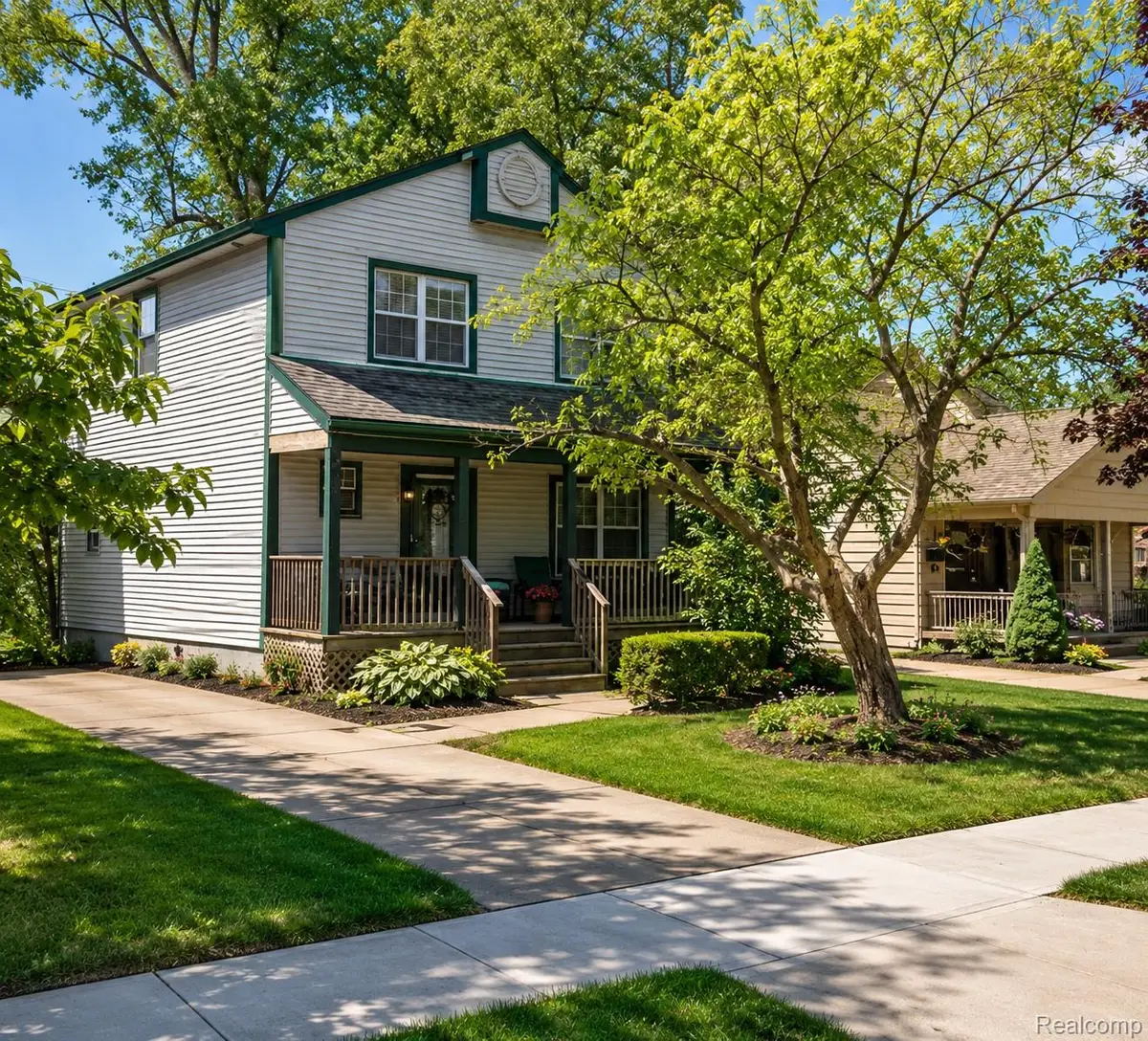 8491 Fenton Street, Dearborn Heights, MI 48127 - #1