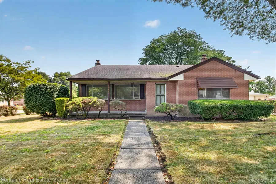 8936 Nevada Street, Livonia, MI 48150 - #3