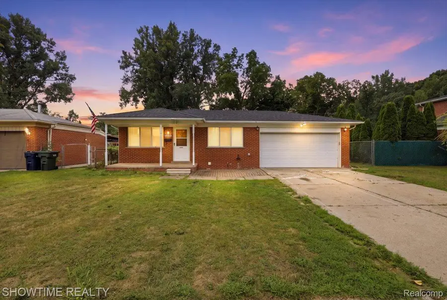 4922 Sanford Drive, Sterling Heights, MI 48310 - #2