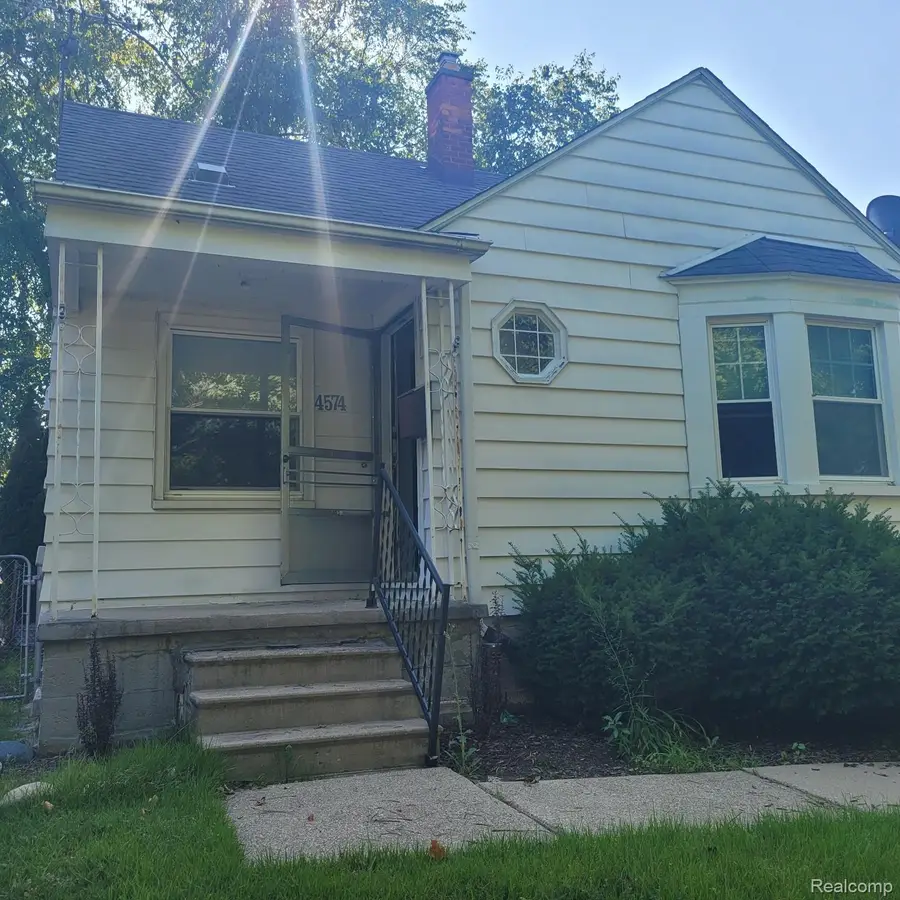 4574 Westland Street, Dearborn, MI 48126 - #2