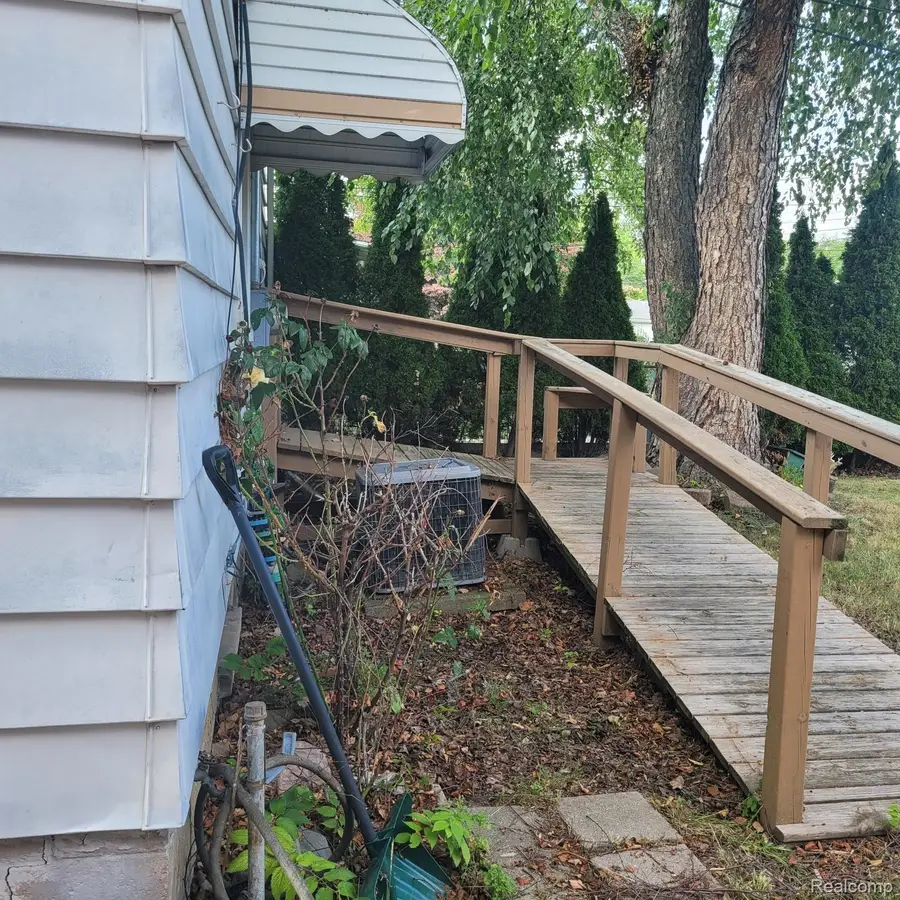 4574 Westland Street, Dearborn, MI 48126 - #3